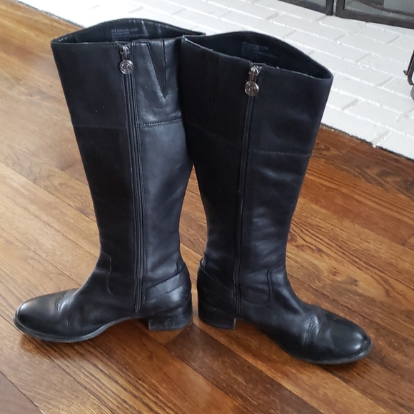 Size 6 Etienne Aigner Black Riding Boots - Picture 2 of 3